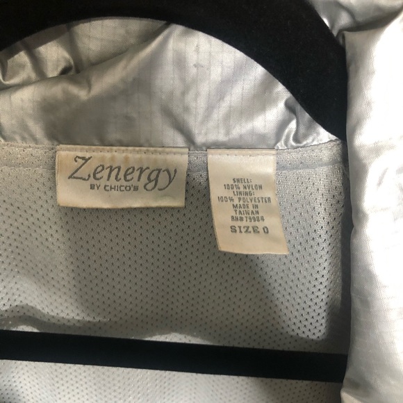 Zynergy Chico’s Small Metallic Silver Jacket Retro - Picture 3 of 4